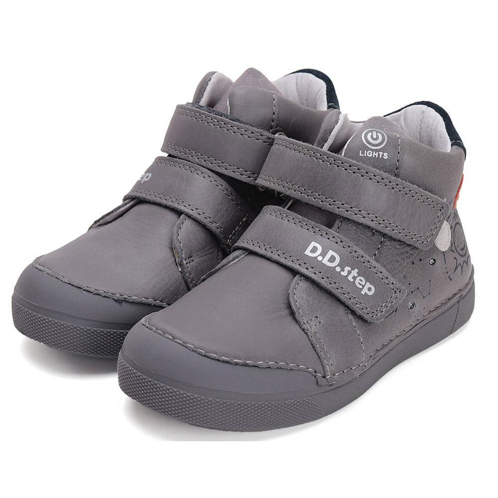 Valódi bőr D.D.step gyerekcipő, oldalán világító LED